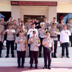Polda Kepri laksanakan kegiatan upacara kenaikan pangkat Pengabdian Pati Polda Kepri, dari Kombes Pol menjadi Brigjen Pol. Jakub Prajogo, S.I.K., M.Si., yang bertempat di Lobby Utama Polda Kepri.