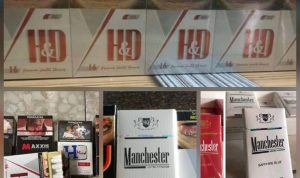 Rokok berbagai macam merek dan jenis tanpa cukai yang beredar di wilayah Kota Batam, Provinsi Kepulauan Riau (Foto: Idfd).