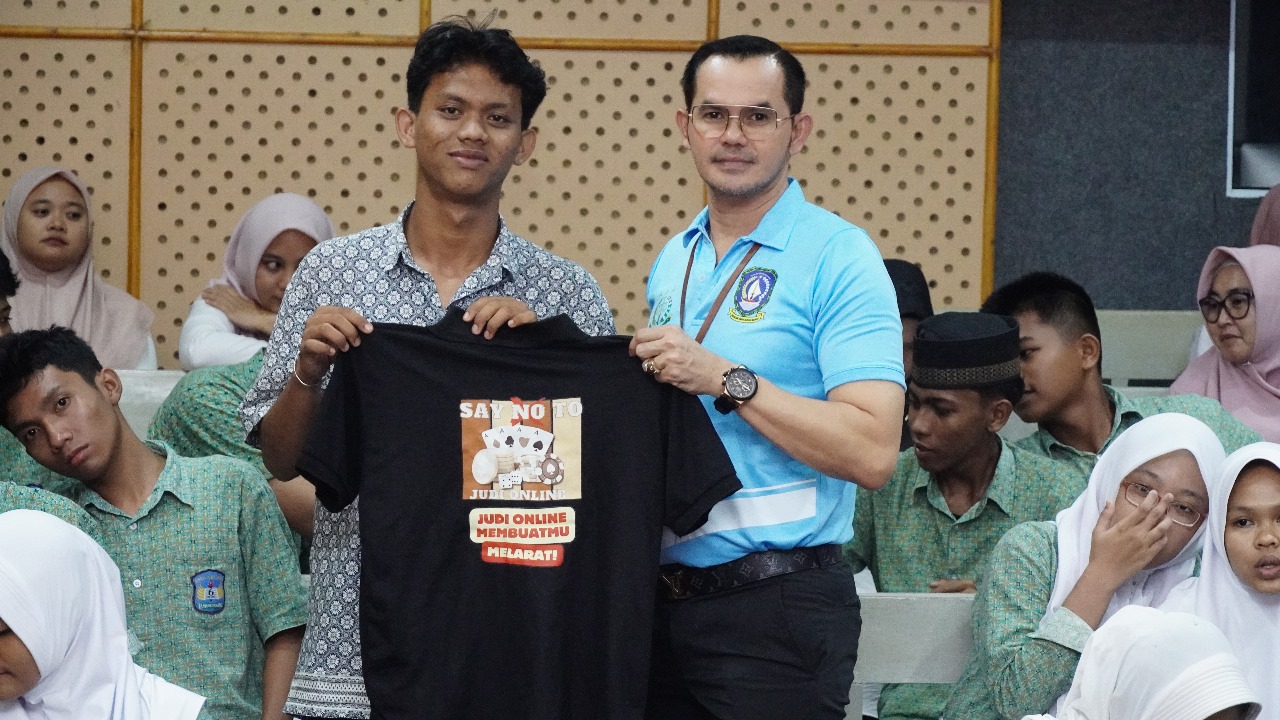 Adapun Tim JMS yang turun dipimpin langsung oleh Asisten Intelijen Kejati Kepri Tengku Firdaus, S.H., M.H., Kasi Penerangan Hukum Denny Anteng Prakoso, S.H., M.H., dan Kasi Teknologi Informasi dan Produksi Intelijen M. Chadafi Nasution, S.H., M.H., Rabu (24/07/2024).
