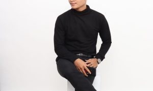 Mahasiswa Sekolah Tinggi Ilmu Ekonomi (STIE) Pembangunan, Alif Surya Akbar. di Kota Tanjungpinang, Provinsi Kepulauan Riau, (f/potensi.news).