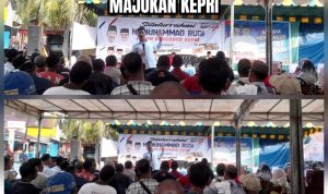 H Muhammad Rudi mengajak masyarakat Pulau Jemaja Kabupaten Kepulauan Anambas bersama-sama membangun kampung mereka. Hal tersebut disampaikan oleh calon Gubernur Kepri itu pada saat acara Silaturahmi dan Kampanye Dialogis Pasangan Calon (Paslon) Gubernur dan Wakil Gubernur Kepulauan Riau (Kepri), nomor urut 2, H Muhammad Rudi (HMR) dan H Aunur Rafiq, (Rudi- Rafiq), (f/potensi.news).