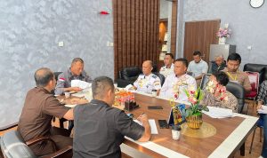 Suasana audiensi JPKP Kota Tanjungpinang bersama Kejaksaan Tinggi Kepulauan Riau dan Kanit Intel Polresta Tanjungpinang. (f/potensi.news)