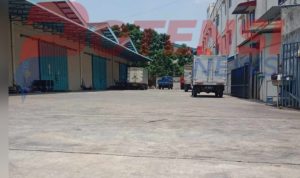 Diduga gudang beras raksasa se-Kepulauan Riau (Kepri) berdiri di KM 7 Kota Tanjungpinang, disebut-sebut sebagai pusat kendali pasokan beras lintas daerah. (F/Potensi.News)