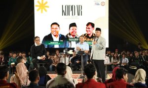 Menteri Agraria dan Tata Ruang/Kepala Badan Pertanahan Nasional (ATR/BPN), Nusron Wahid, S.S., M.Si., menjadi salah satu pembicara dalam kegiatan KOPDAR Bareng Mas Dar bertajuk Pancasila Pemersatu Bangsa Indonesia yang diselenggarakan oleh Total Politik di Auditorium Joglo GIK, Universitas Gadjah Mada, Yogyakarta, Senin (15/06/2026). Foto: ATR/BPN.