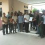 Suasana Konsultasi Publik Analisis Mengenai Dampak Lingkungan (AMDAL) yang digelar PT Barokah Baswara Abadi di Hotel Balai View, Tanjung Balai Karimun, Kamis pekan lalu. Kegiatan yang berlangsung di ruang ber-AC tersebut menjadi sorotan karena dinilai jauh dari kehidupan para nelayan di Kecamatan Buru yang menggantungkan mata pencaharian pada perairan Pulau Buru dan terdampak langsung oleh rencana aktivitas tambang. (Foto: Potensi.News).