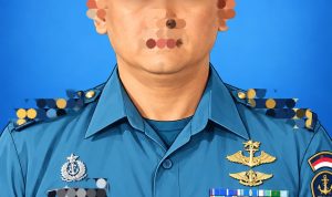 Foto ilustrasi: Seorang perwira TNI Angkatan Laut berpangkat Letkol Laut (P). Bagian wajah dan sejumlah identitas visual disamarkan sebagai bentuk perlindungan privasi serta kehati-hatian dalam penyajian pemberitaan. (F/Ilustrasi/Potensi.News)